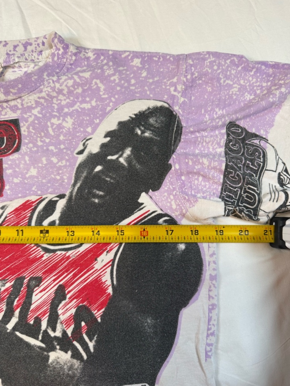 Vintage Chicago Bulls Michael Jordan All Over Print T-Shirt (Kids L) - Picture 2 of 11